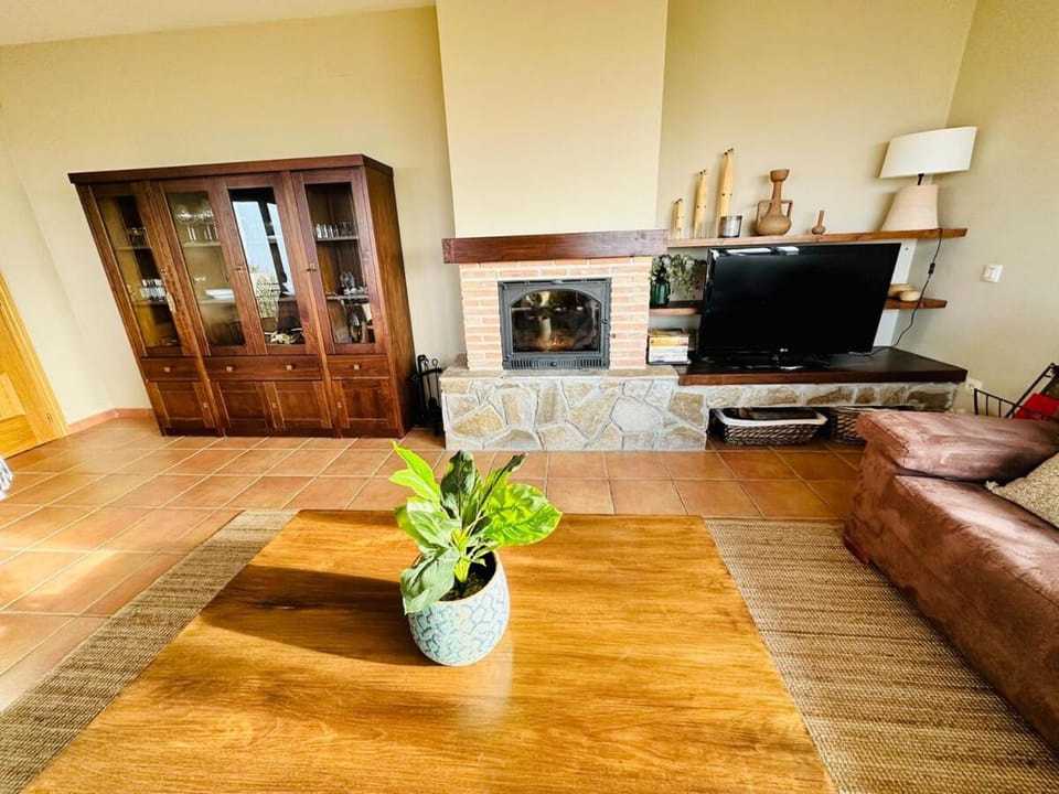 Villa La Quinta de Albalate Rural Home Villa in Castile-La Mancha