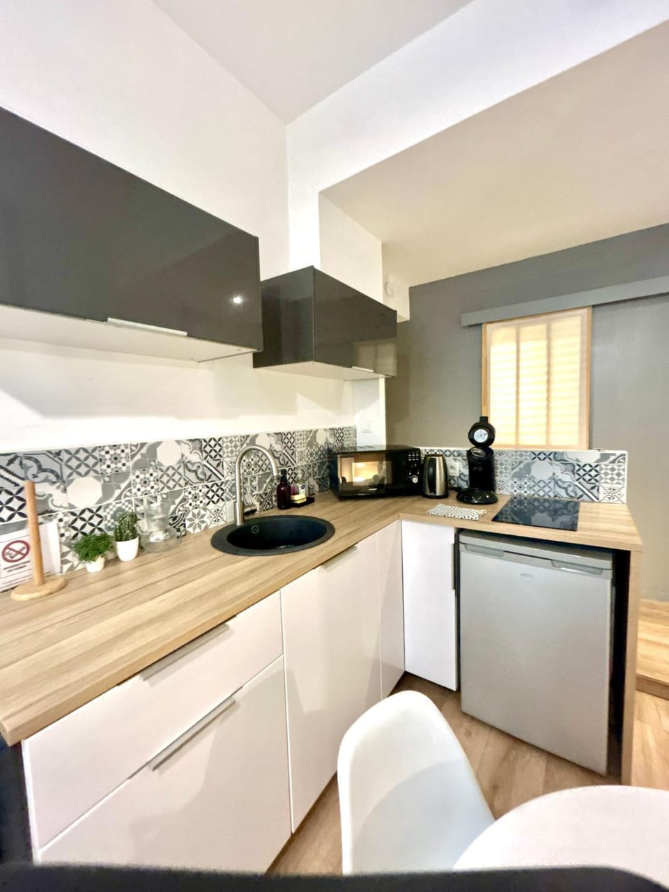 Au Coeur de Nantes - idealement situé Studio tout confort avec chambre separée Apartment in Nantes