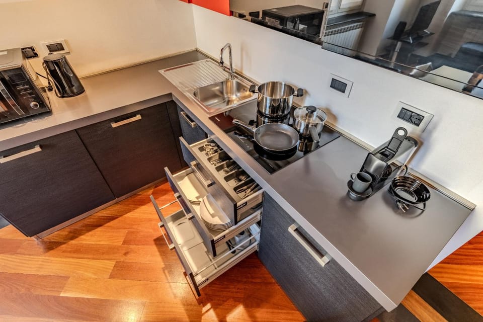 Genoa Center Chic Urban Retreat Apartment in Genoa