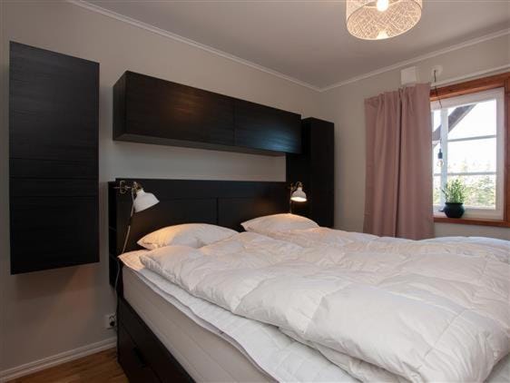 Mysig lägenhet i Björnrike mitt i skidbacken med terrass och utsikt över Sonfjället Apartment in Sweden