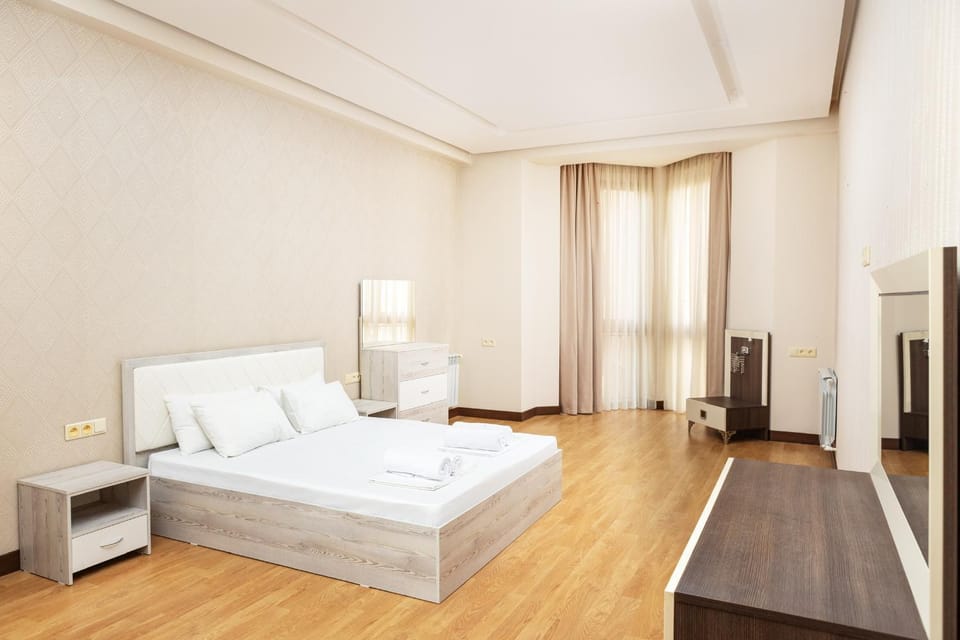 Bed, Bedroom, wardrobe