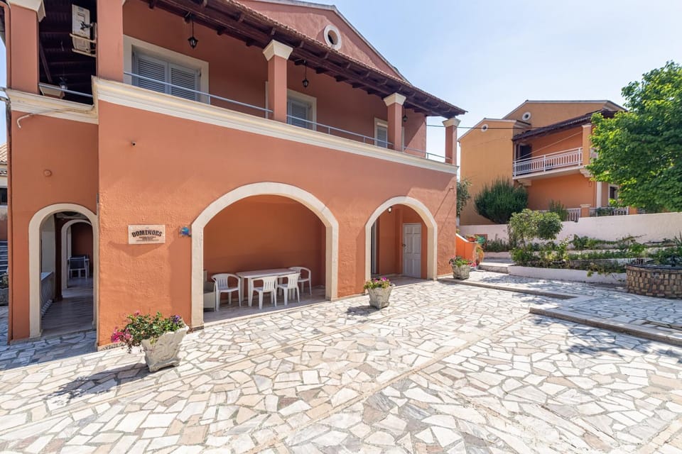 Patio, Balcony/Terrace