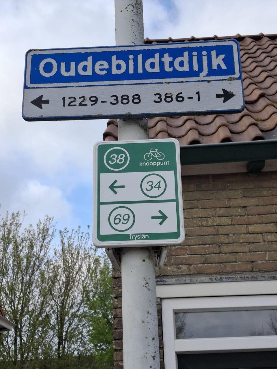 Neighbourhood, Cycling