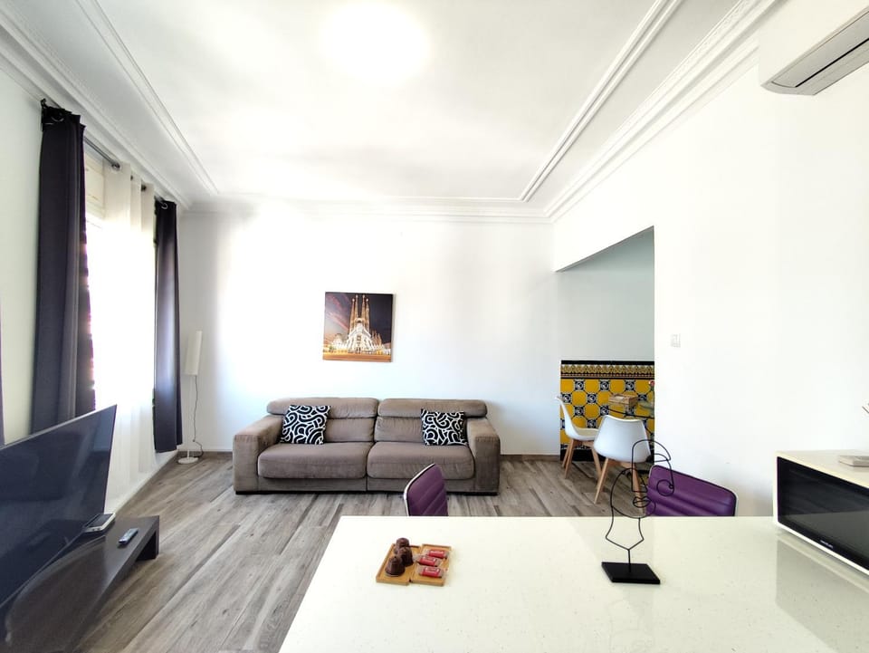 Enjoy this apartment, with two bedrooms Apartment in Badalona