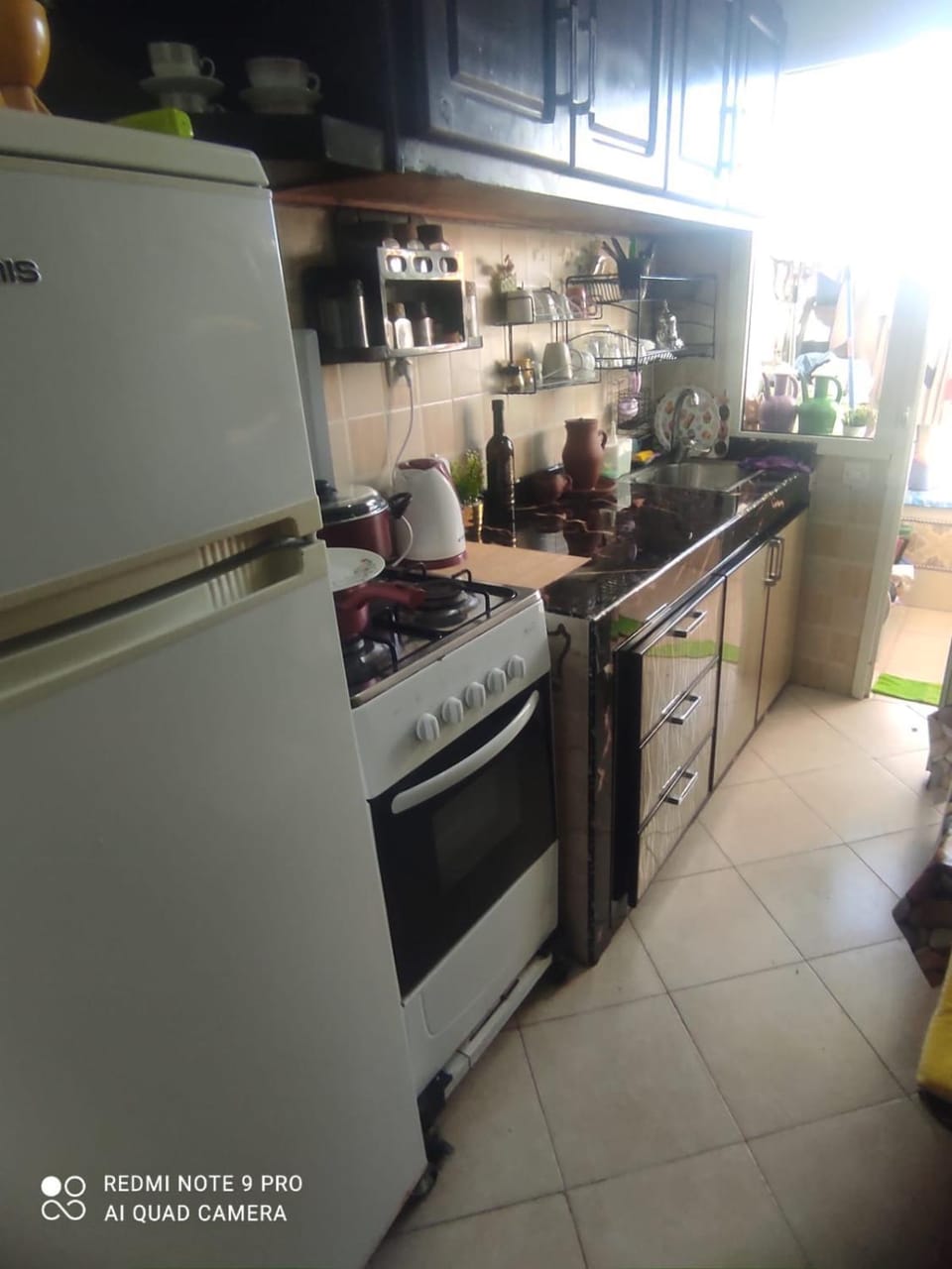Kitchen or kitchenette, oven