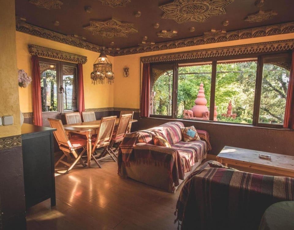 Property building, Living room