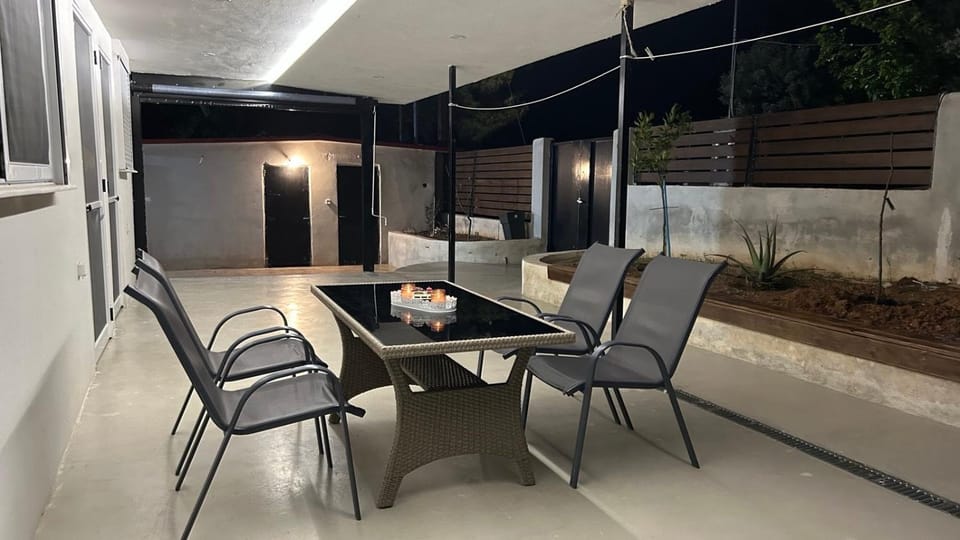 Patio, Balcony/Terrace, Dining area