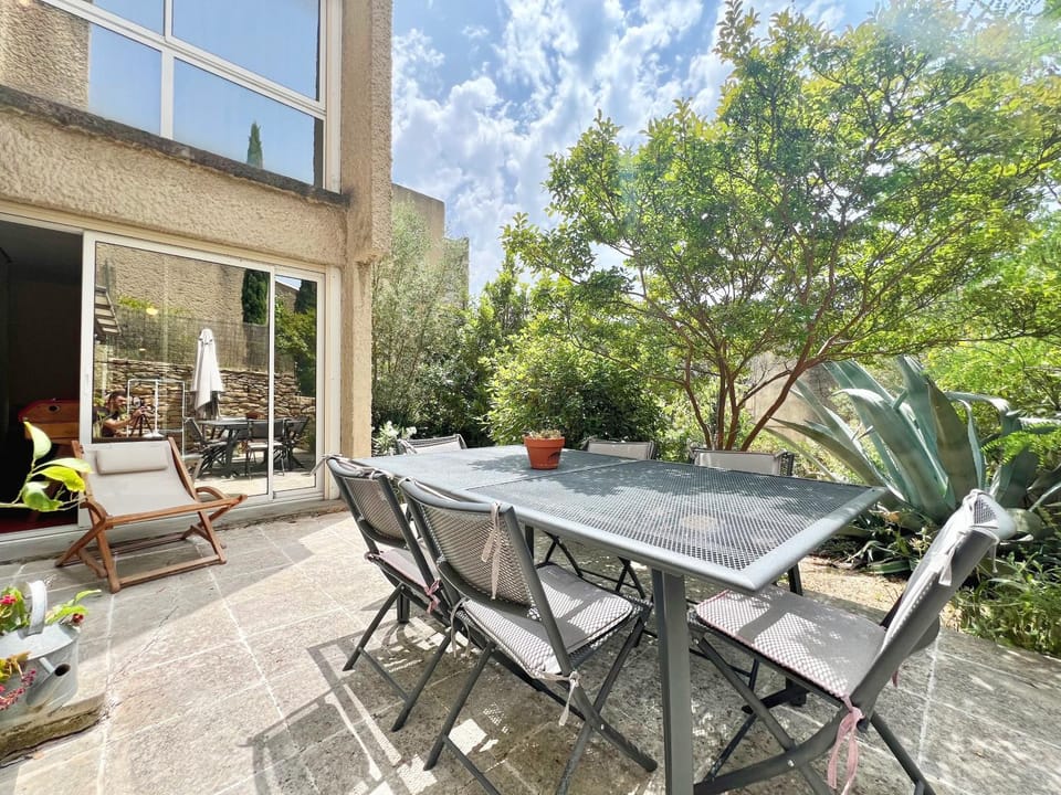 Villa Baux'Nheur, Vue Alpilles, Calme, CLIM, 9 personnes House in Les Baux-de-Provence