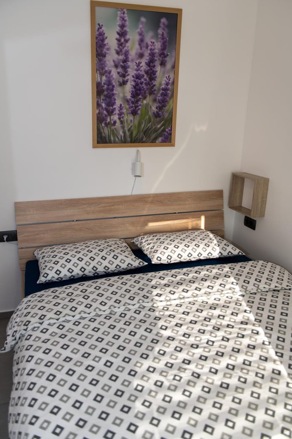 Bed, Photo of the whole room