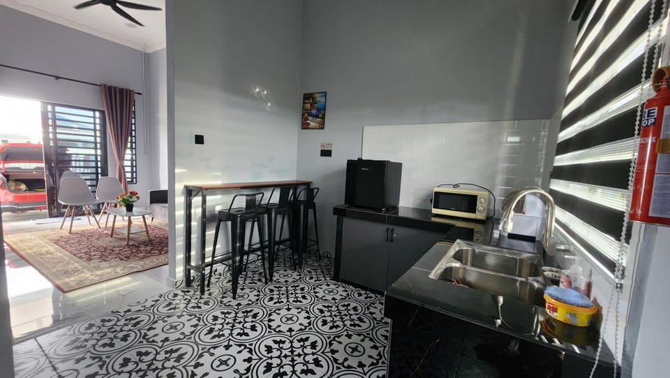 Yash Cottage Taiping Homestay House in Perak