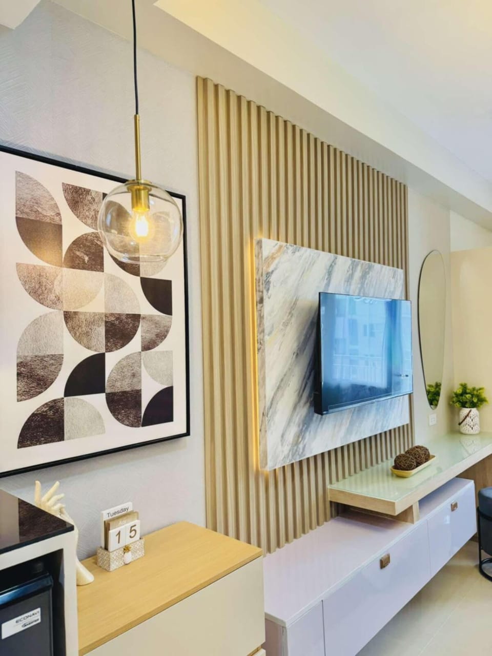 Chic & Cozy Studio with Balcony in Iloilo Apartment in Iloilo City