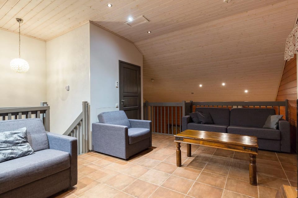 Seating area, Bedroom