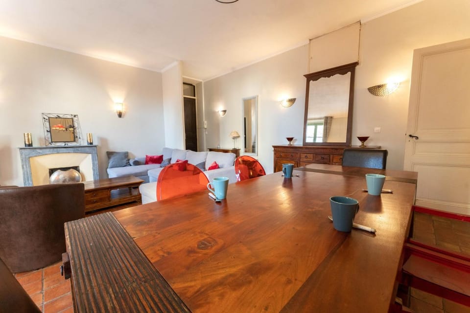 Spacieux 1CH au cœur du centre ville, accès tram facile Apartment in Nice
