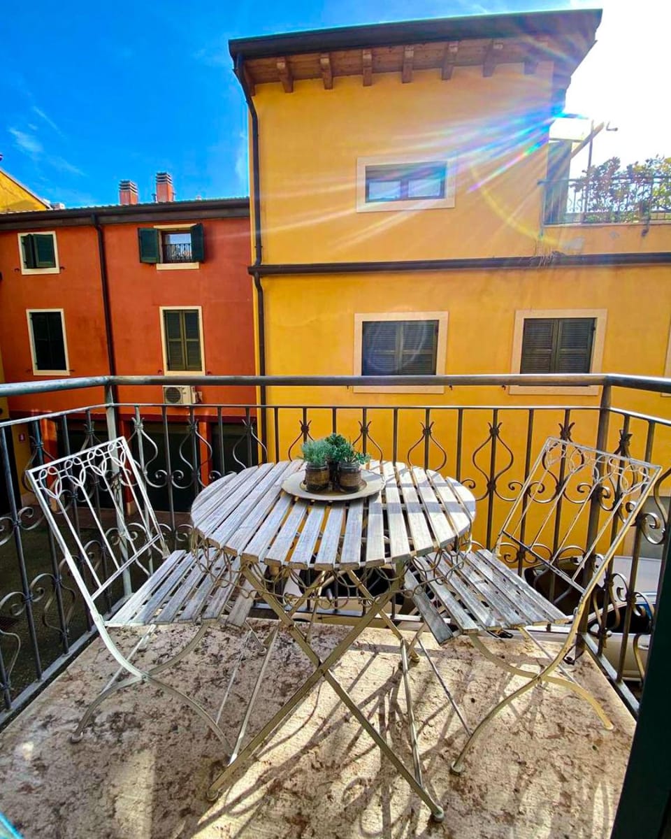 View (from property/room), Balcony/Terrace