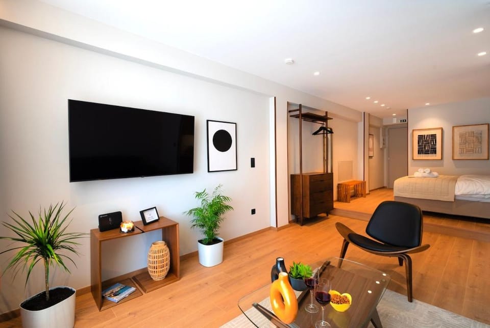 TV and multimedia, Living room