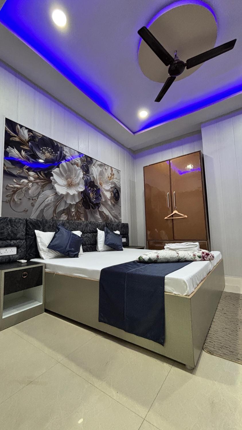 Spiritual Homestay Apartment in Varanasi