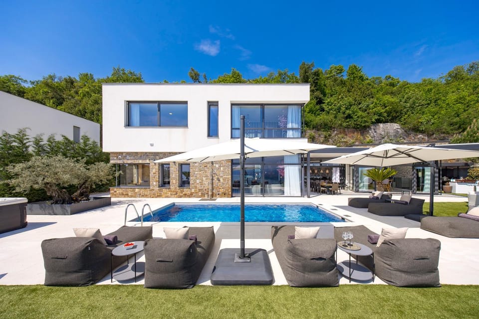 sunbed