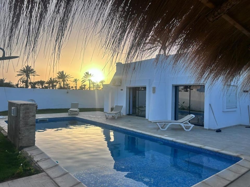 Dar Shadi, villa with garden, pool and horse Villa in Tunisia