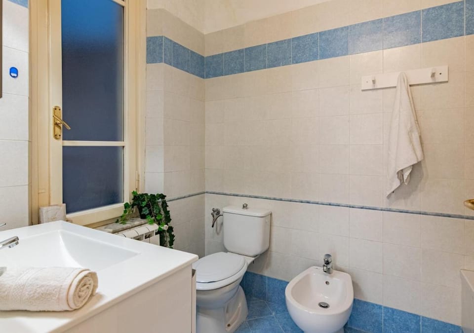 cvr 4- 2 Bedrooms near the Leaning Tower Apartment in Pisa