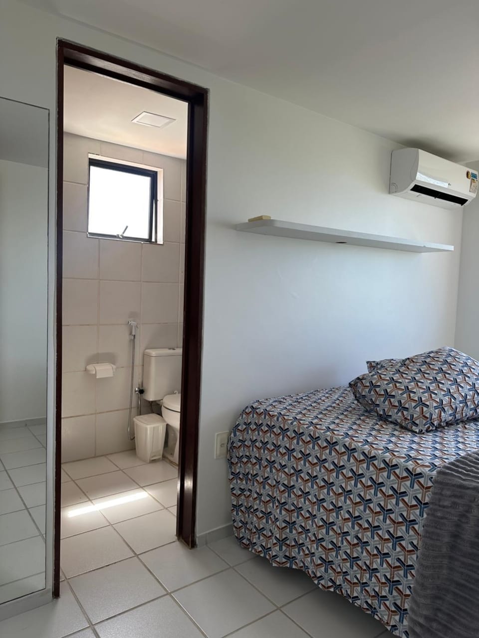 Bathroom, towels