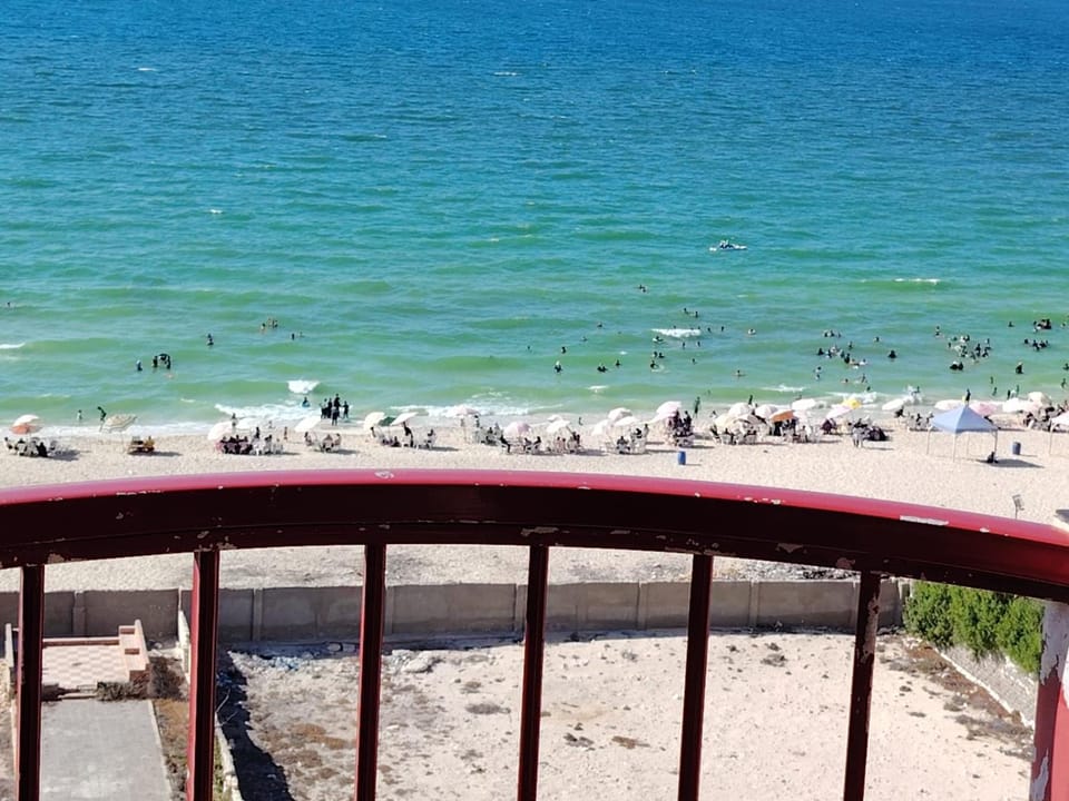 شقة على البحر- Seafront Apartment Apartment in Alexandria Governorate