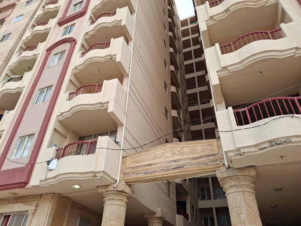Property building, Balcony/Terrace
