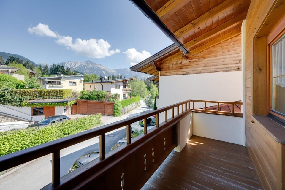 Ferienhaus Hirschalmblick Campground/ 
RV Resort in Tyrol