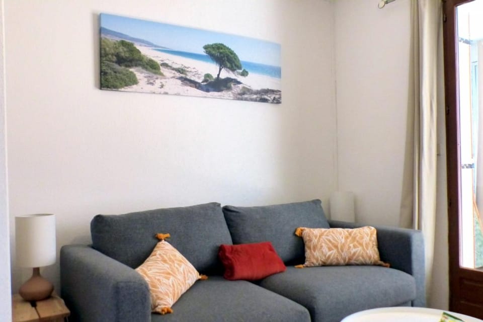 Flat with terrace in Sanary-sur-Mer Apartment in Sanary-sur-Mer