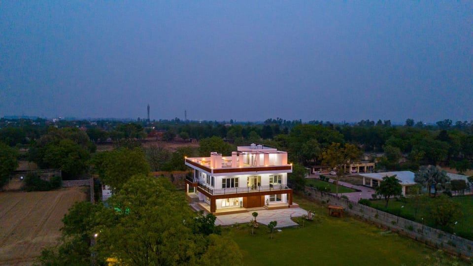ELIVAAS Signature 3 BHK Amber Villa With Pvt Pool, Game Room & Studio Rooms Villa in Haryana