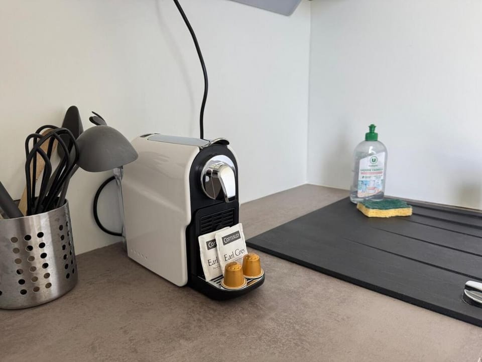 Coffee/tea facilities, Kitchen or kitchenette