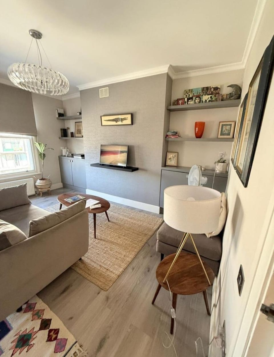 Living room, Seating area