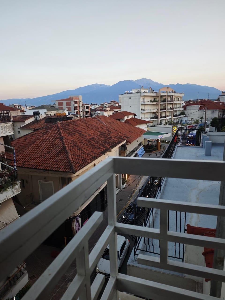 Natural landscape, View (from property/room), Balcony/Terrace, Balcony/Terrace, City view, Mountain view