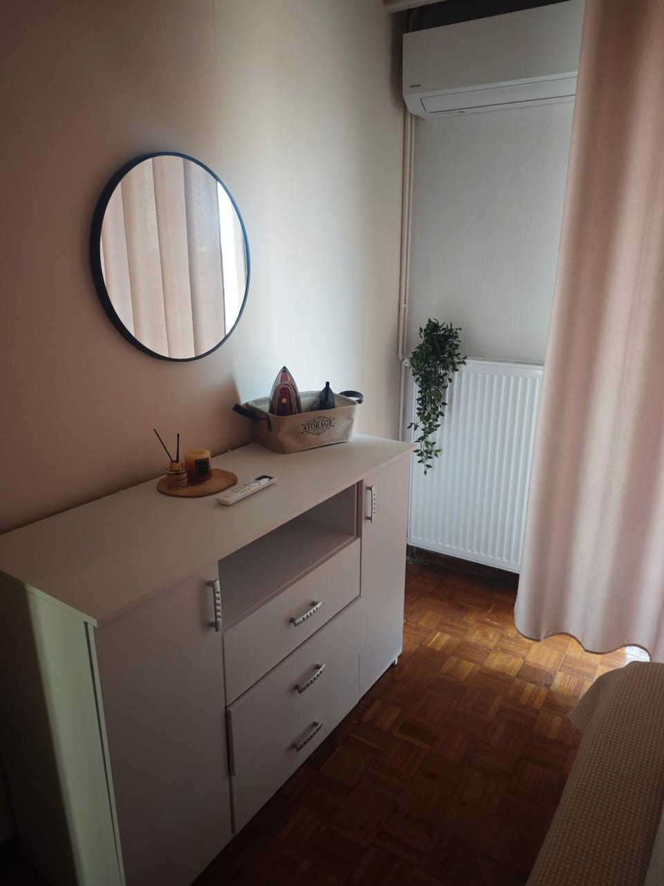 wardrobe, air conditioner