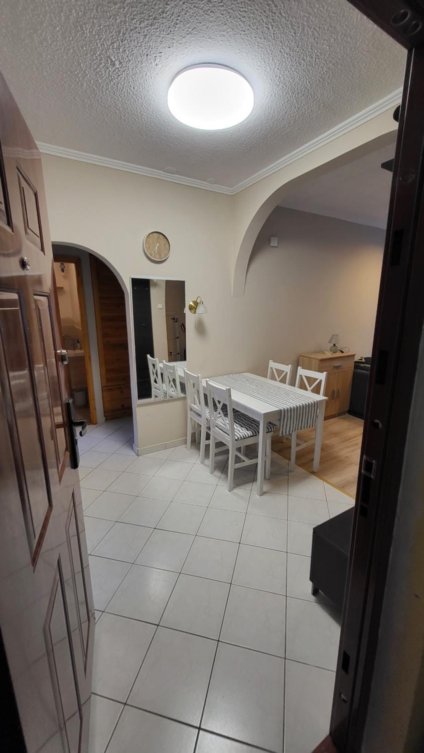 Holdviola Eger apartman Apartment in Slovakia