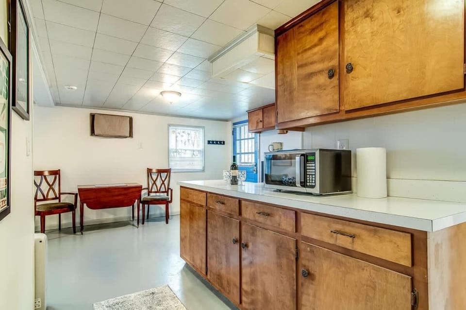 The Berrywood by Stay Local Nashville House in East Nashville