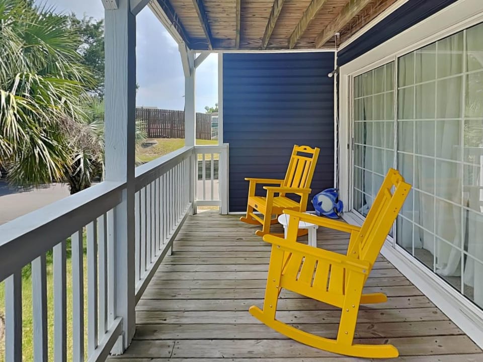 Sea Walk Cottage House in Tybee Island