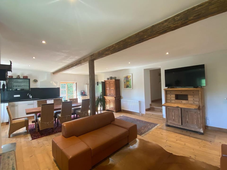 Kitchen or kitchenette, Living room, Dining area