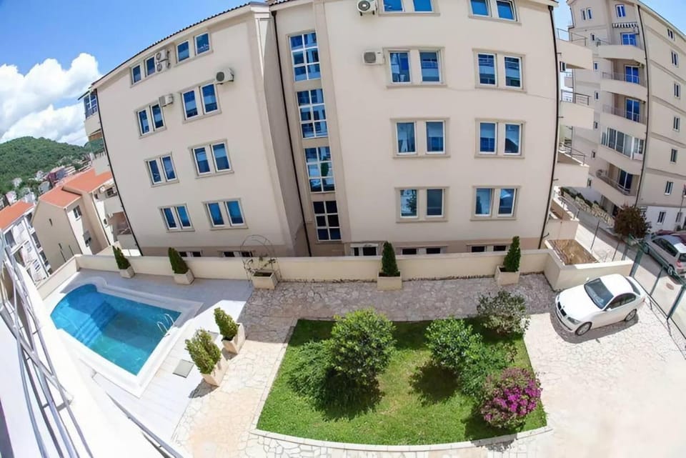 Alex Apartment Petrovac Apartment in Budva Municipality