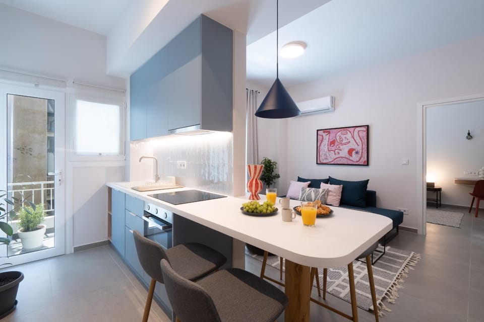 1BR Next to Metro Modern Living & Arcade Machine Apartment in Kallithea