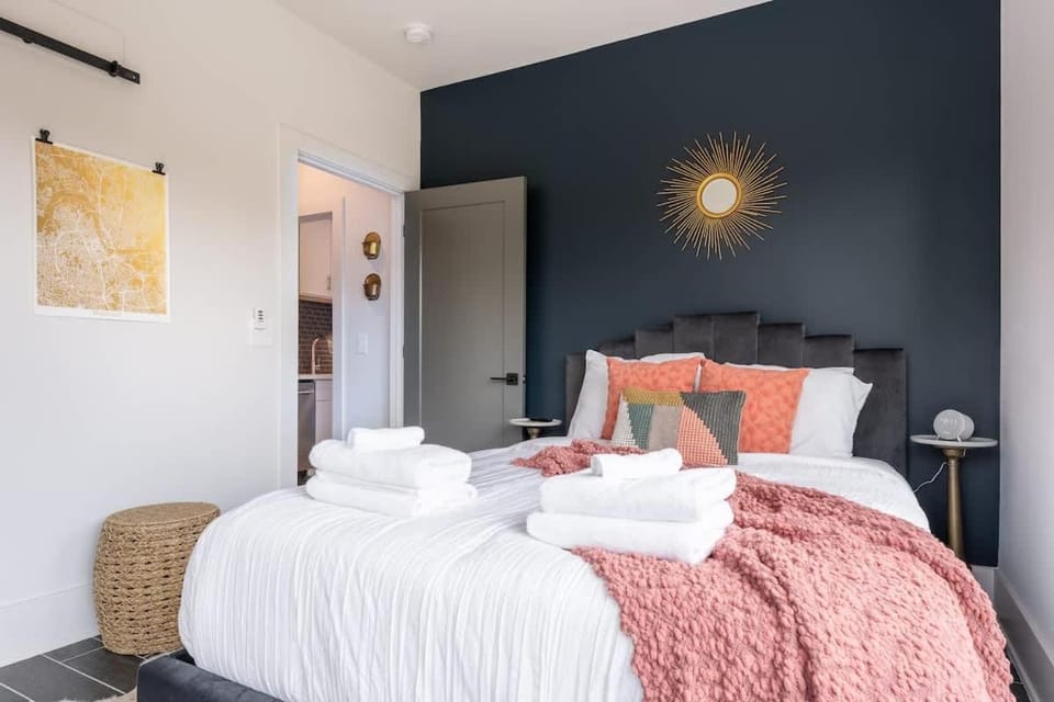 The Commodore by Stay Local Nashville House in Nashville