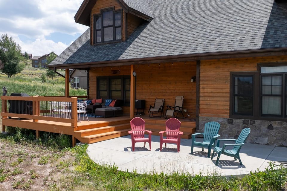 Property building, Patio, Seating area, furniture