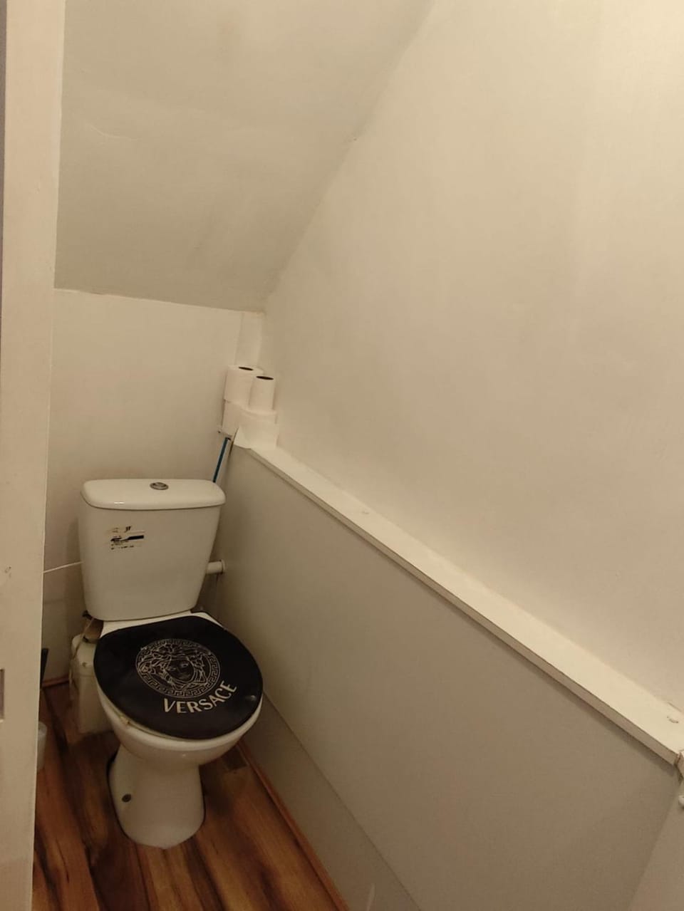 Double-Bedroom in the Heart of Harpurhey Manchester A3 Perfect for Short Stays Bed and Breakfast in Manchester