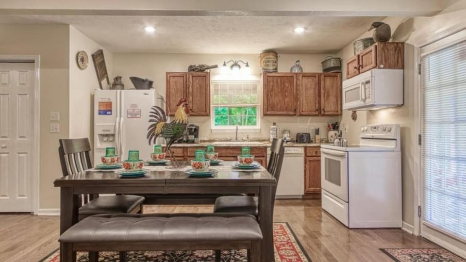 The Farmhouse by Avada Properties House in Sevier County