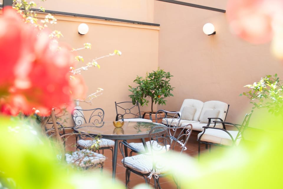 Patio, Balcony/Terrace