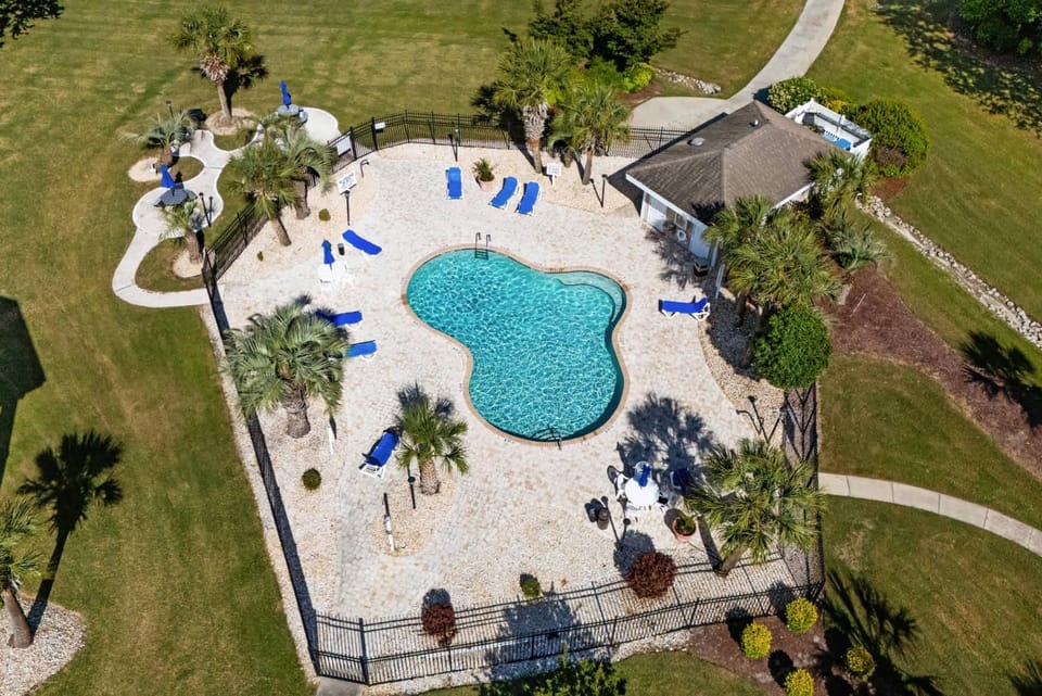 Myrtlewood Unit 103 - Golf Area House in Carolina Forest
