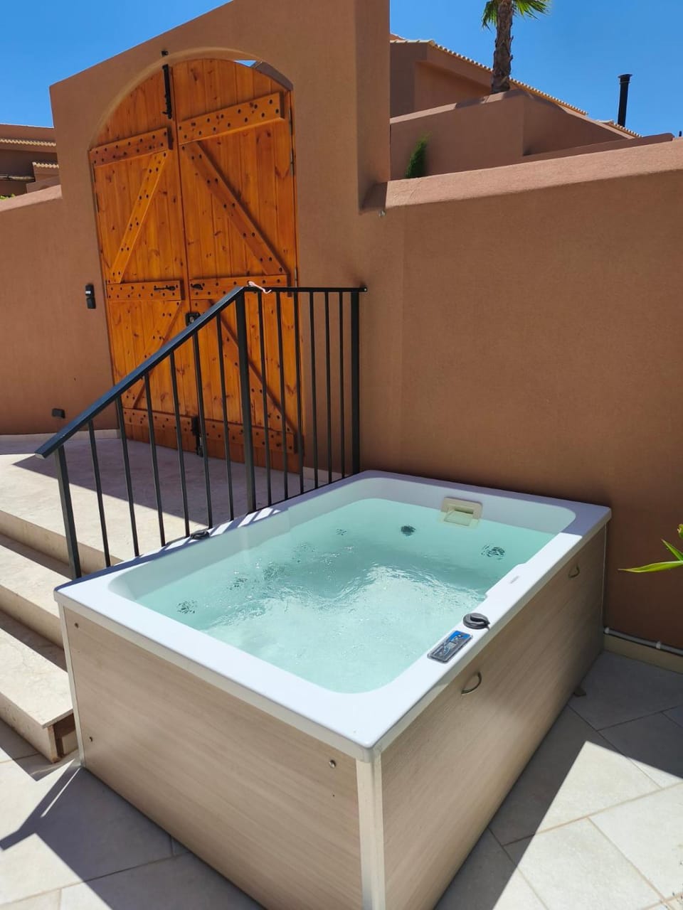 Patio, Day, Pool view, Swimming pool, sunbed
