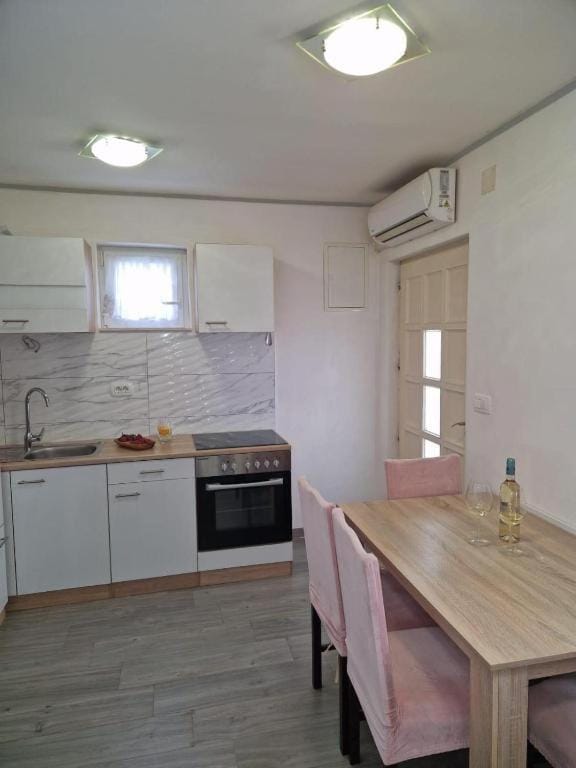 Studio Apartment Frane Apartment in Split