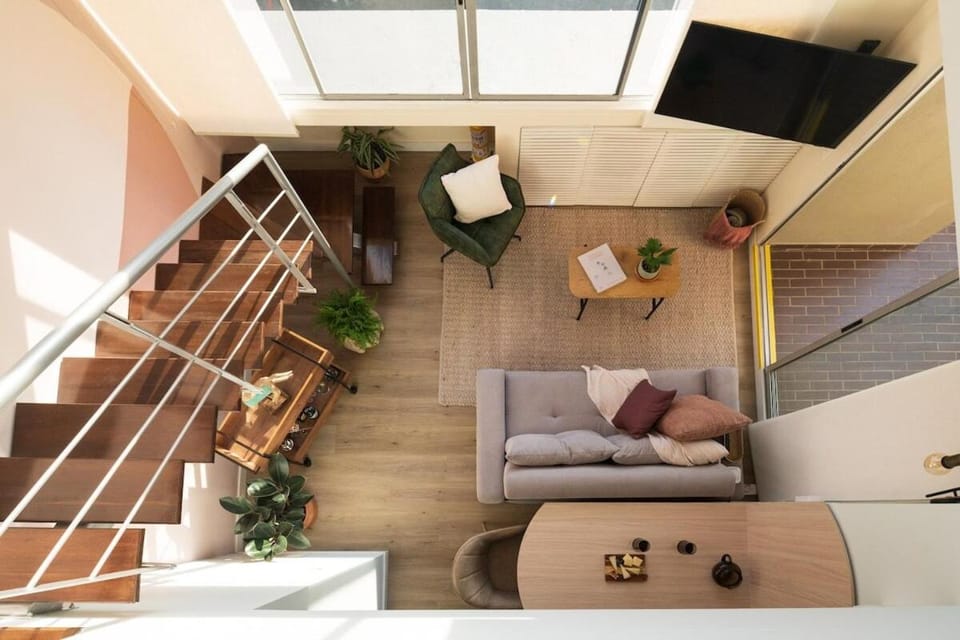 Communal lounge/ TV room, TV and multimedia, Living room, Seating area, Evening entertainment