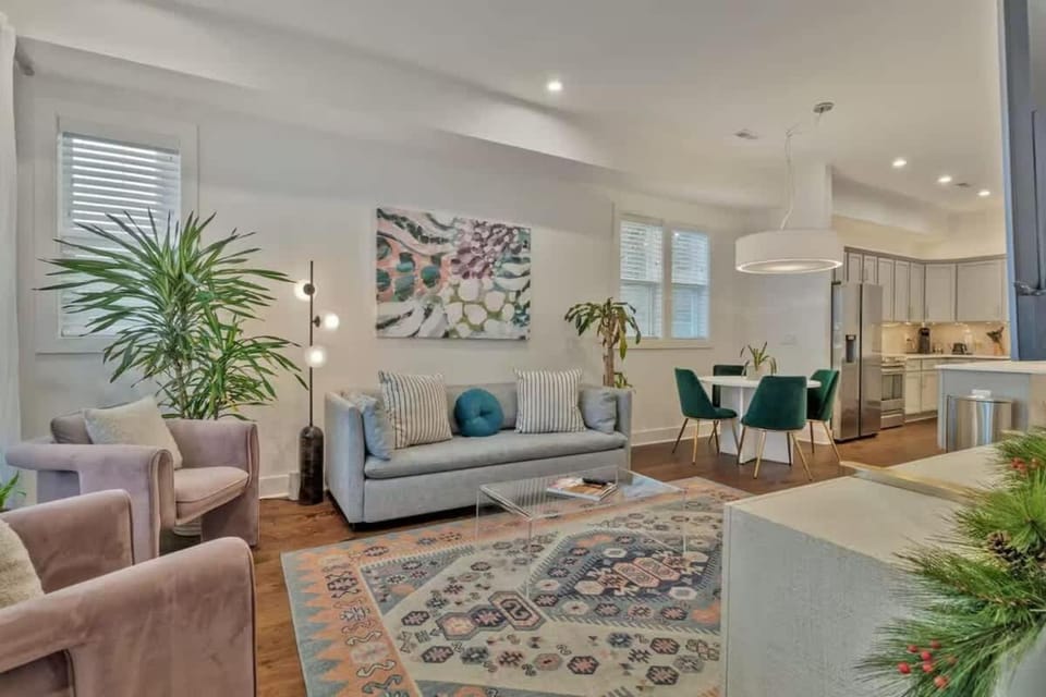 The Hall Haus by Stay Local Nashville House in Madison