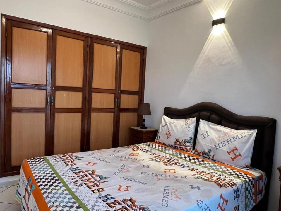 Spacious apartment beachfront city center Apartment in Casablanca